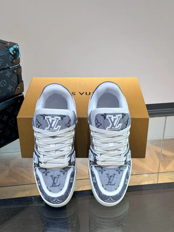 Louis Vuitton Shoe 